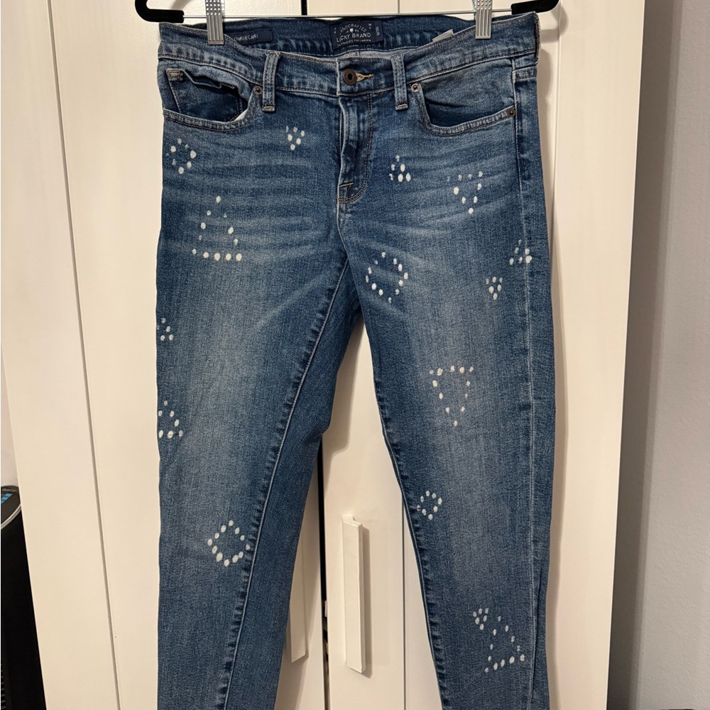 Lucky brand jeans with bleach design
